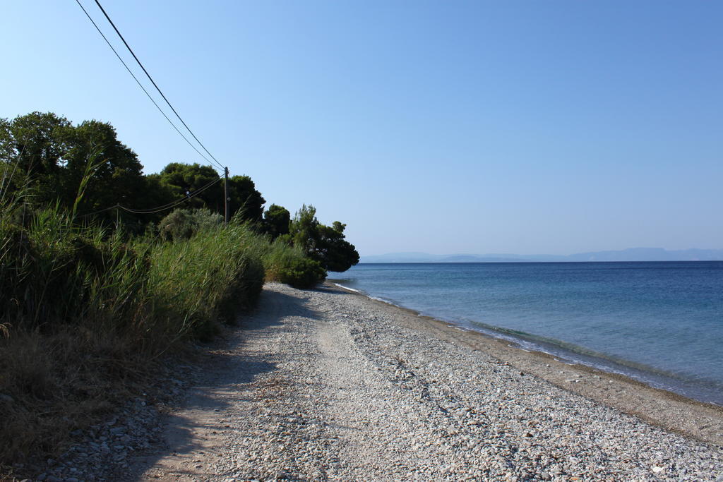 Sungate Beach Ровиес Стая снимка